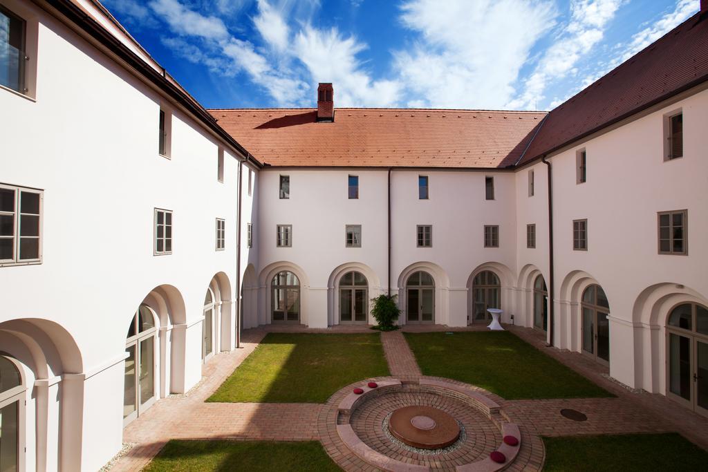 Sopron Monastery Hotel Exterior foto
